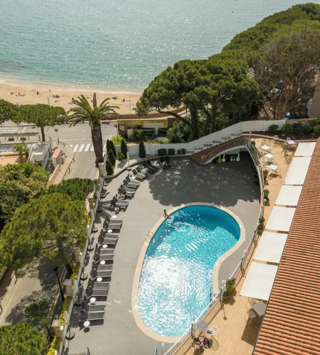 Hotellikuva Hotel ILUNION Caleta Park - numero 1 / 10