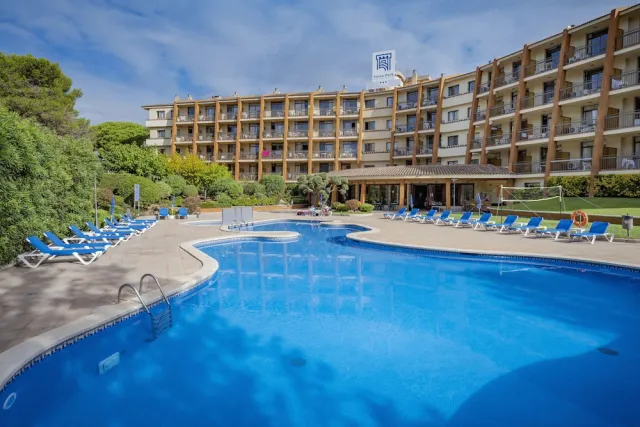 Hotellikuva Apart-hotel GHT Tossa Park - numero 1 / 39