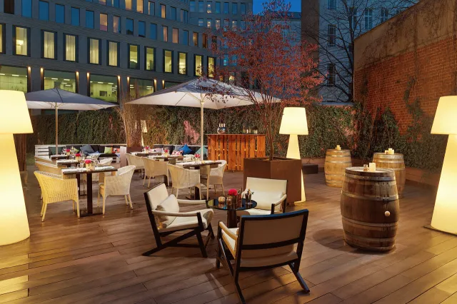 Hotellikuva H10 Berlin Ku'damm - numero 1 / 18
