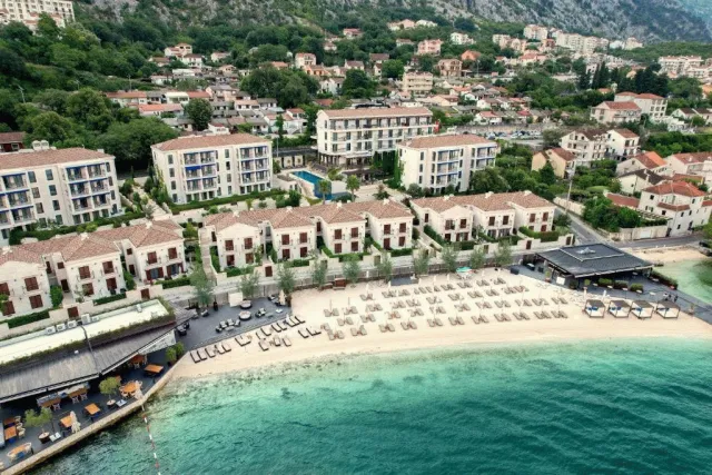 Hotellikuva Huma Kotor Bay Hotel and Villas - numero 1 / 14