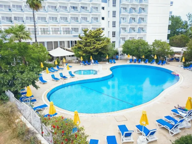 Hotellikuva Papouis Protaras Hotel - numero 1 / 10