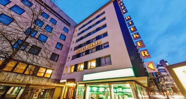 Hotellikuva PLAZA INN Rieker Stuttgart Hauptbahnhof - numero 1 / 6