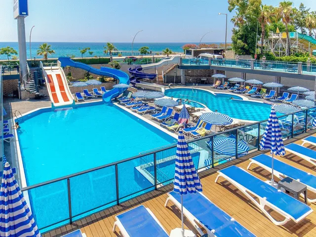 Hotellikuva Relax Beach Hotel - numero 1 / 13